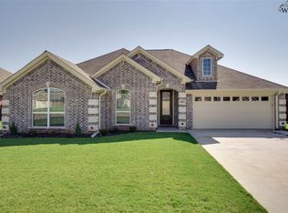4815 Falcon Crest Blvd, Wichita Falls, TX 76310