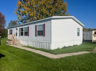 3800 Brompton Ln, Liverpool, NY 13090
