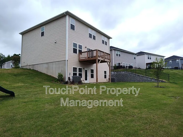 115 Sentinel Ct — Photo 37