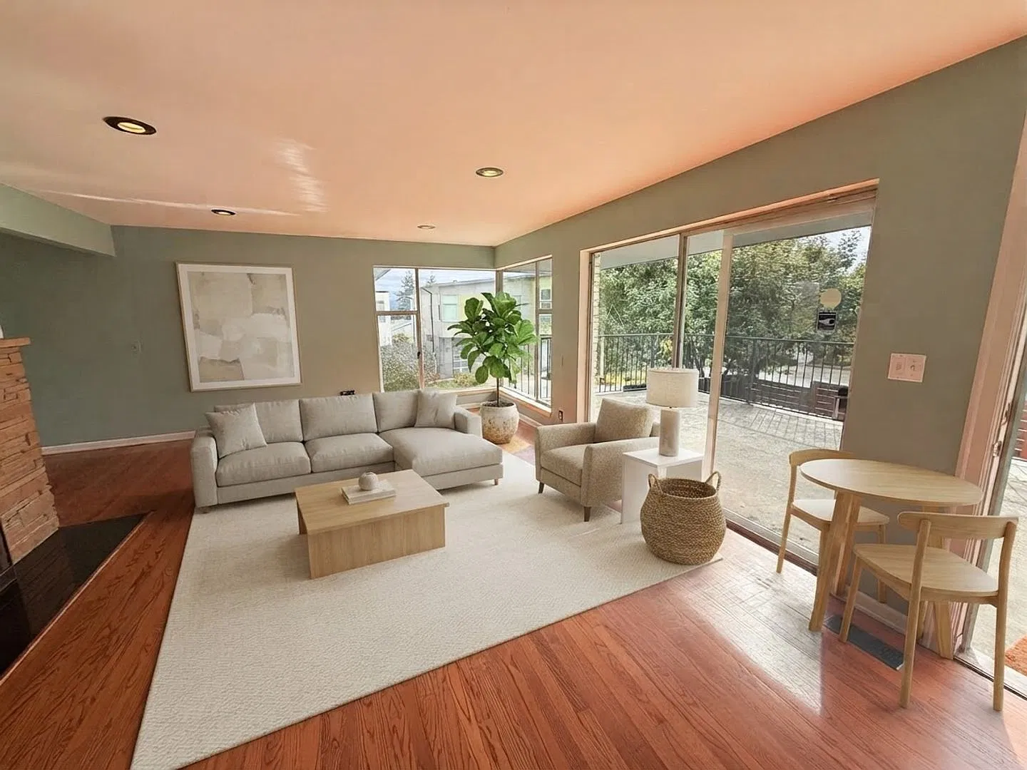 Beacon Hill Home — Photo 3