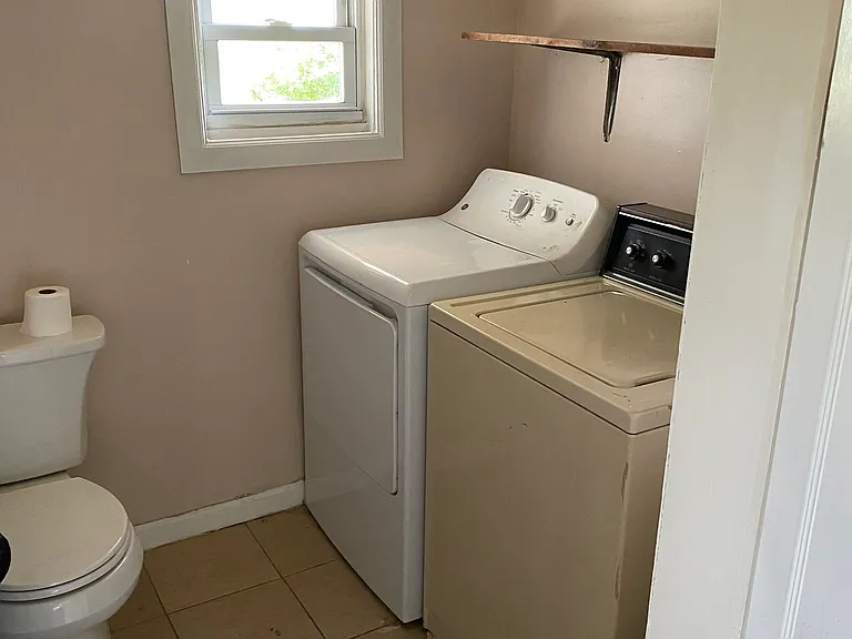 435 Edella Rd — Photo 5