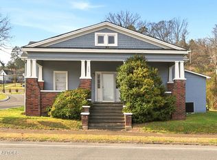 400 N Main St, Clinton, TN 37716