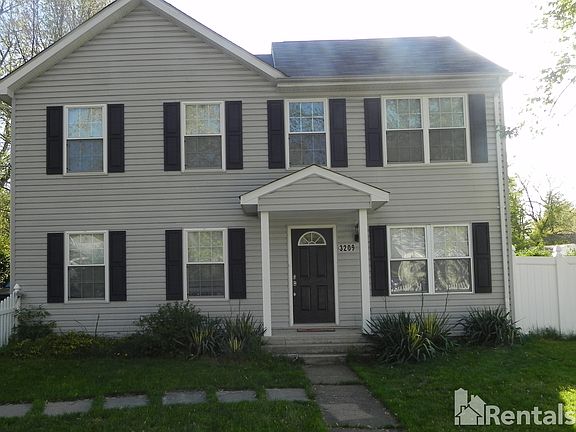 5th image of 3209 Campbell Dr