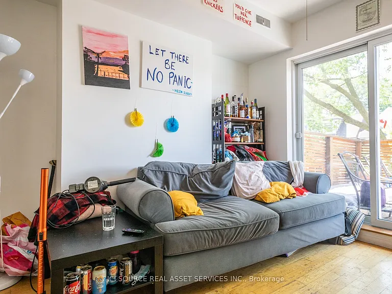 693 Euclid Ave #2 — Photo 6