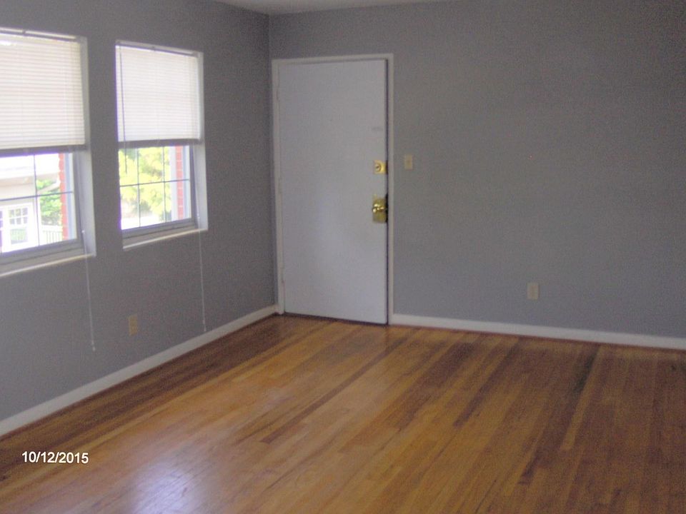 Entrance & Living Room