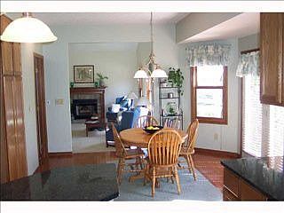 3rd image of 1303 Lindenwald Dr