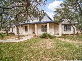 205 Country Meadow Dr, Boerne, TX 78006