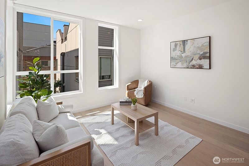4th image of 1820 14th Avenue #C