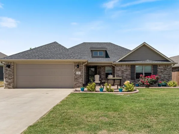 2204 Kathryn Ln, Siloam Springs, AR 72761
