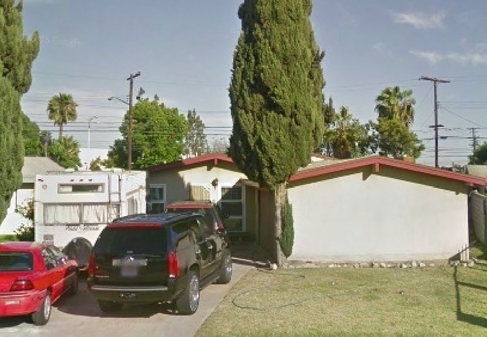 1st image of 13936 Mettler Ave