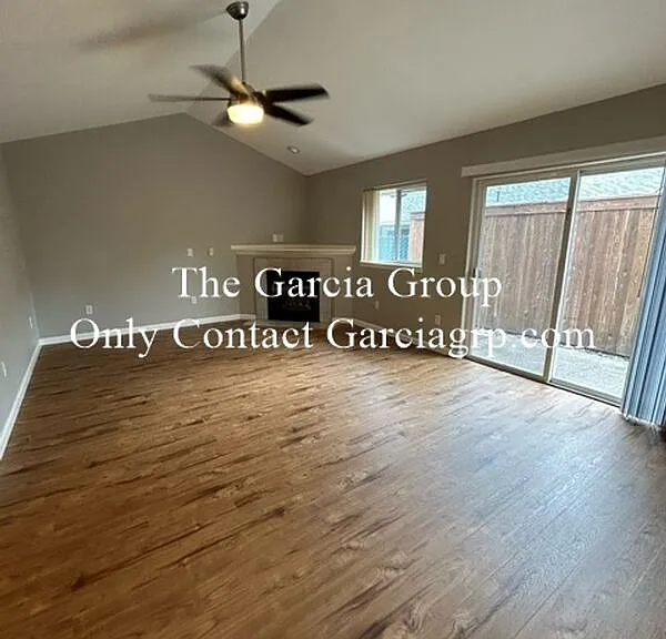 13613 SE Oatfield Rd — Photo 6