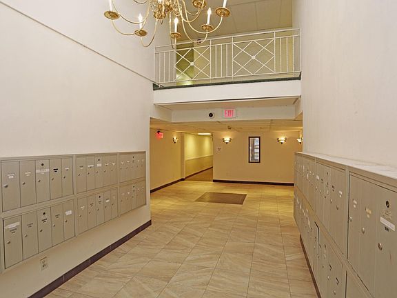 2nd image of 4400 Conshohocken Ave #103A