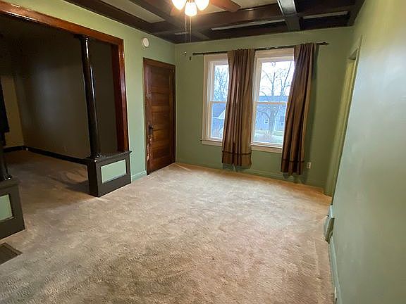 4th image of 417 Bucklin St