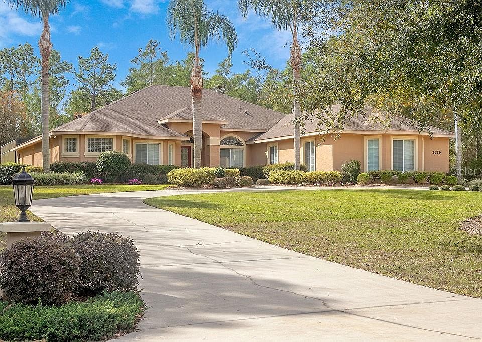 1st image of 2679 Winnemissett Oaks Dr