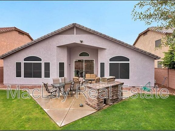 3rd image of 4206 E Redwood Ln