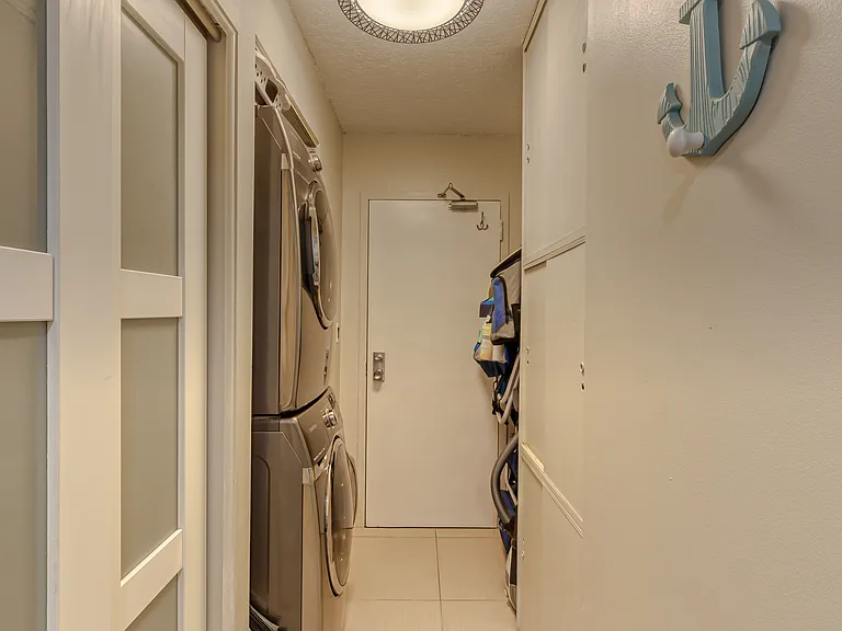 3900 Galt Ocean Dr #712 — Photo 17