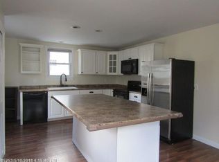28 Nye St, Saco, ME 04072