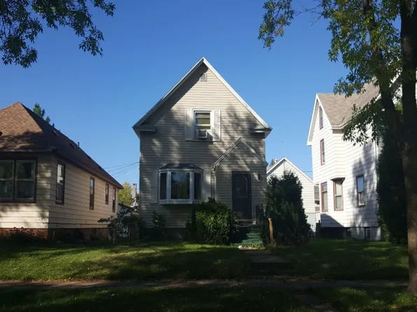 417 7th St S, Virginia, MN 55792