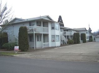 1217 R St APT 4, Springfield, OR 97477