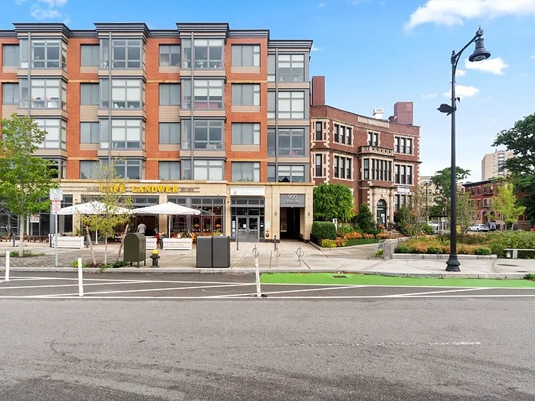 900 Beacon St #501 — Photo 12