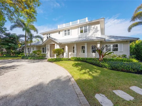 661 6th AVE N, NAPLES, FL 34102