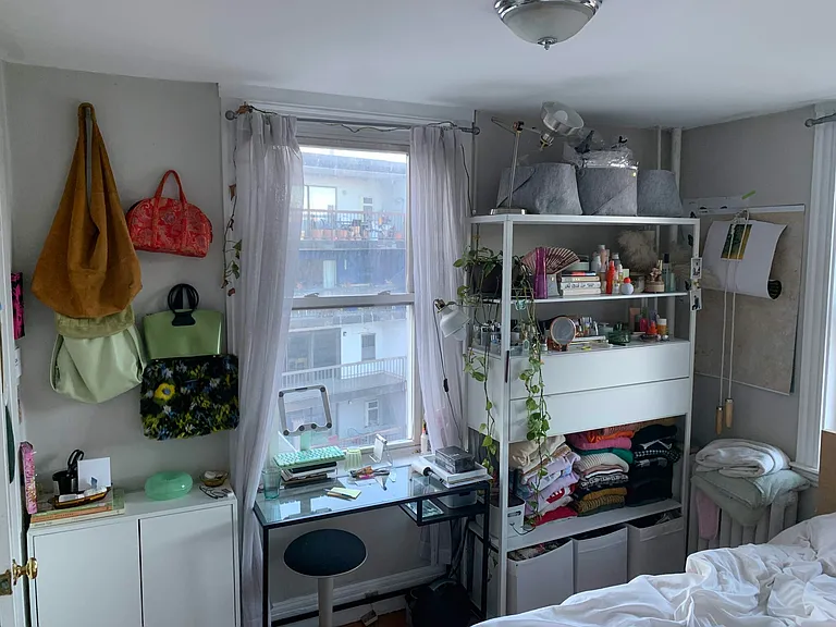 220 Hanover St #19 — Photo 15