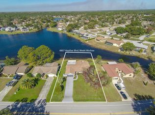 8807 Heather Blvd, Weeki Wachee, FL 34613