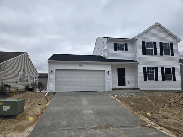 802 Parkwood Dr, Greenville, MI 48838