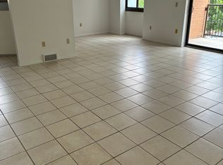 212 Hugel Dr #4, Pittsburgh, PA 15209