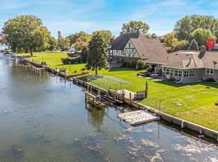 850 Bavarian Ct, Oshkosh, WI 54901