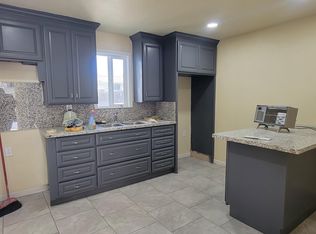 896 Rider Ave, Salinas, CA 93905