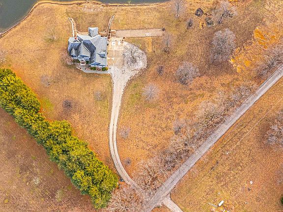 3rd image of 9142 Prospect Rd