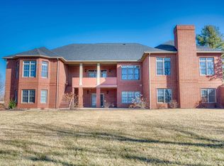 107 Stone Lake Dr, Makanda, IL 62958