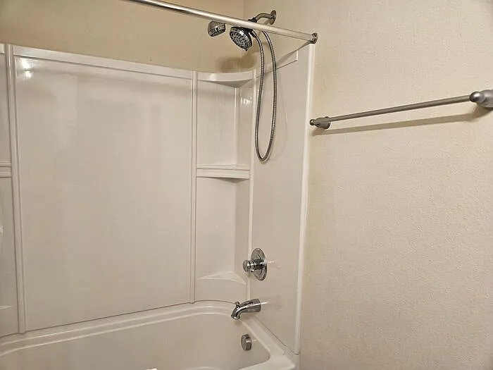 204 Hammock Dr — Photo 17