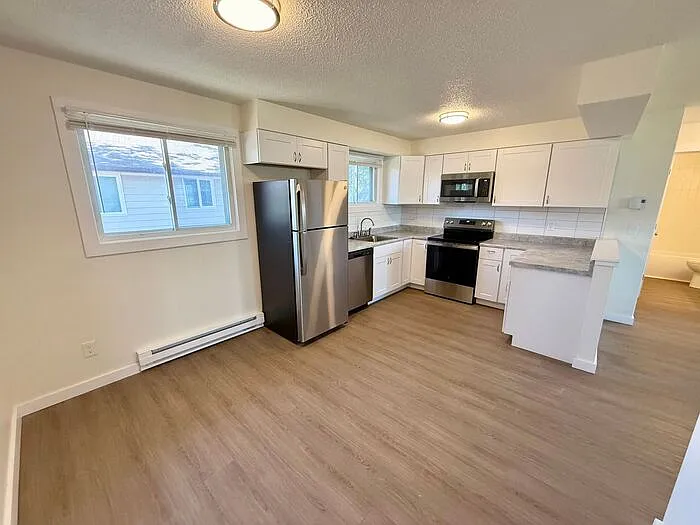 4952 Basswood Dr — Photo 11