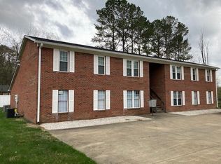 805 W Academy St #E, Madison, NC 27025