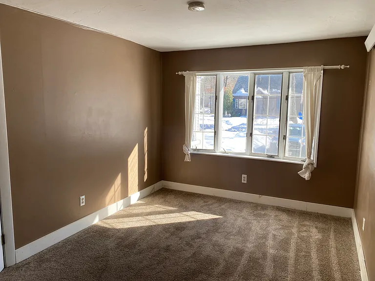 Bedroom 3 (downstairs)