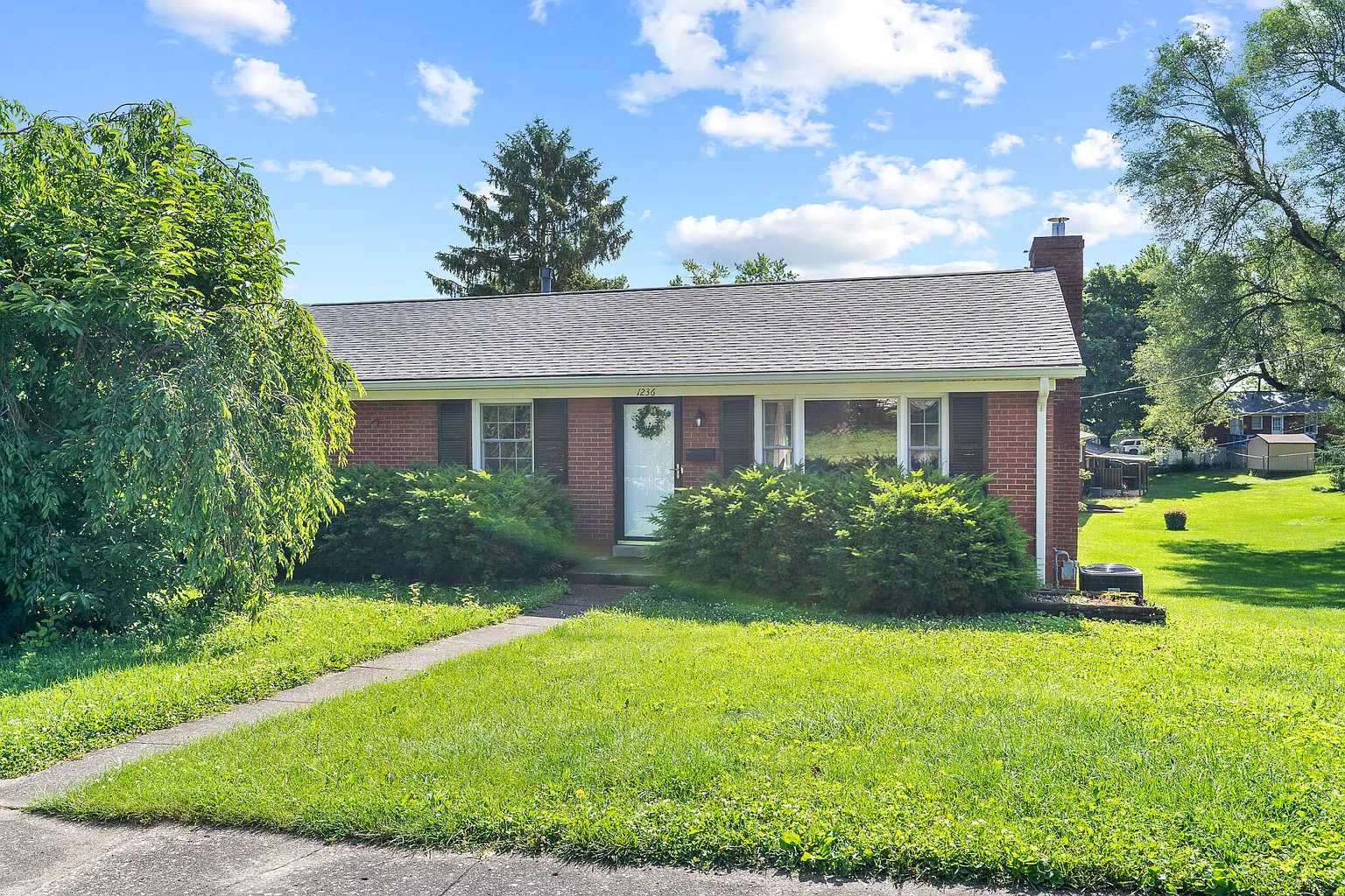 1236 Bordeaux Dr photo 1