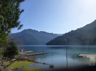 110 Pyramid Pl, Port Angeles, WA 98363