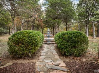 1075 Eureka Rd, Eureka, MO 63025