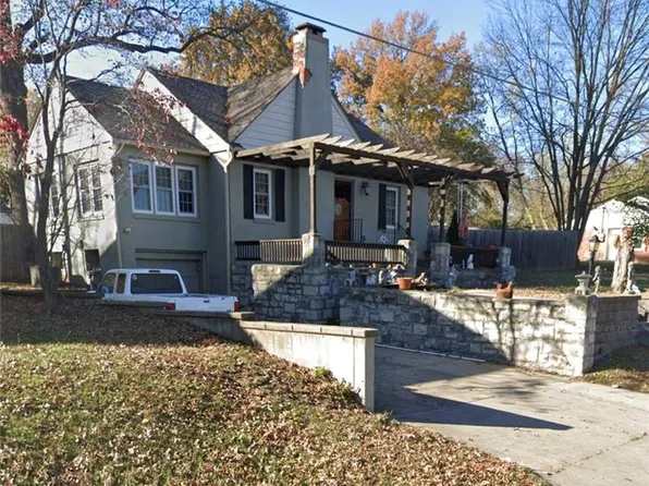 3014 Shrine Park Rd, Leavenworth, KS 66048