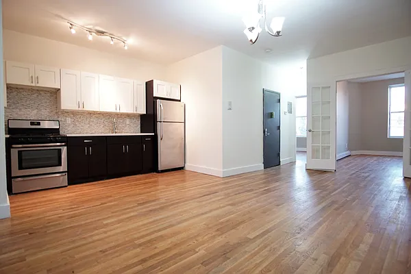 Rented by Lofts and Flats LLC | media 1