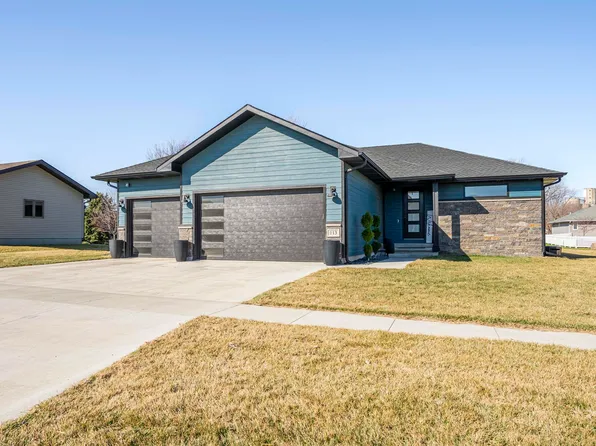 113 Elm St, Sloan, IA 51055