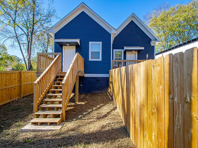 223 S Park St — Photo 25