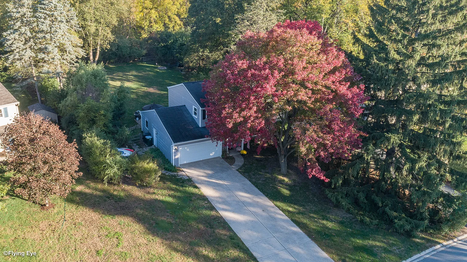 26W316 Tomahawk Dr photo 1