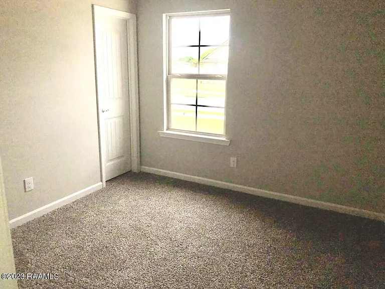 109 Abbeywood Ct — Photo 14