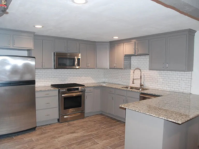 3450 Harriet Ave — Photo 8