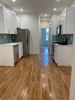 Rented by Manhattan Flats | media 20