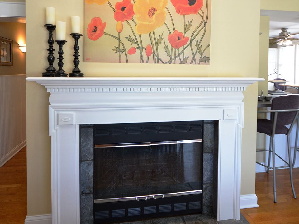 2nd image of 3026 Buckingham Ave