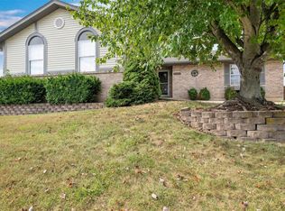 6528 Weston Oaks Dr, Cedar Hill, MO 63016